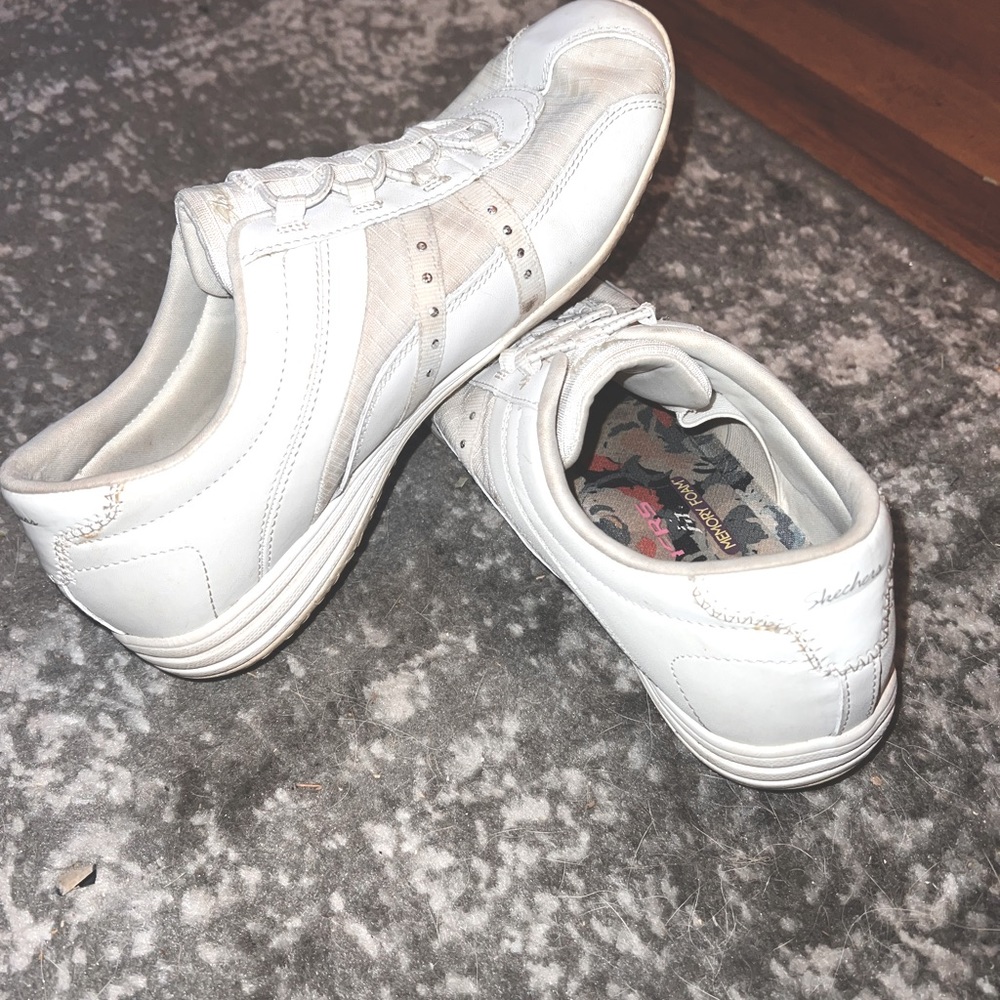 White nursing sketcher slip-ons